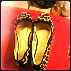 Leopard print flats