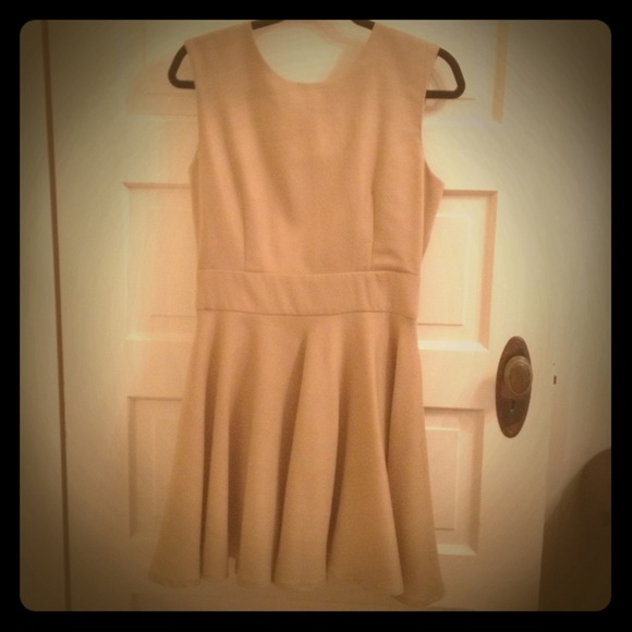 Porter Grey Open Back Camel-Colored Wool Dress