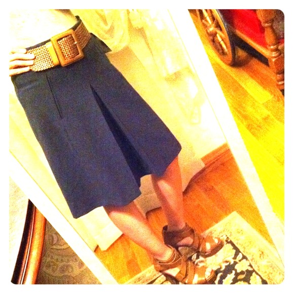 Brand New w/ Tag✨/ A-Line Skirt \ - Picture 1 of 4