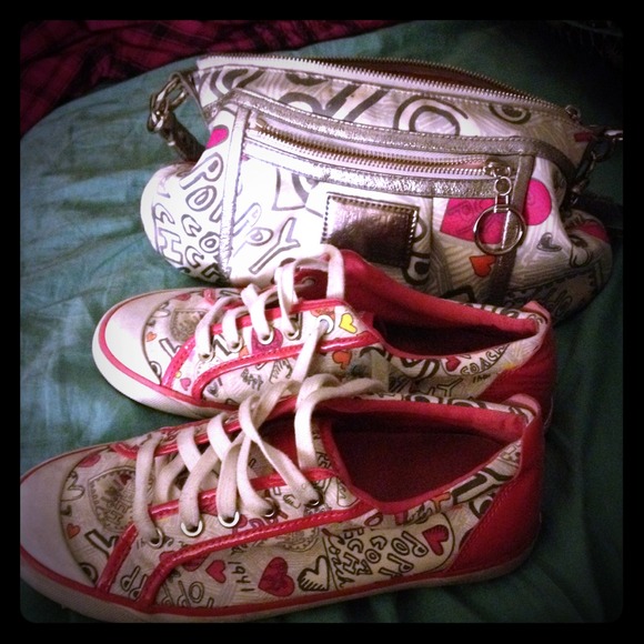 Coach shoes sold to @baguk918