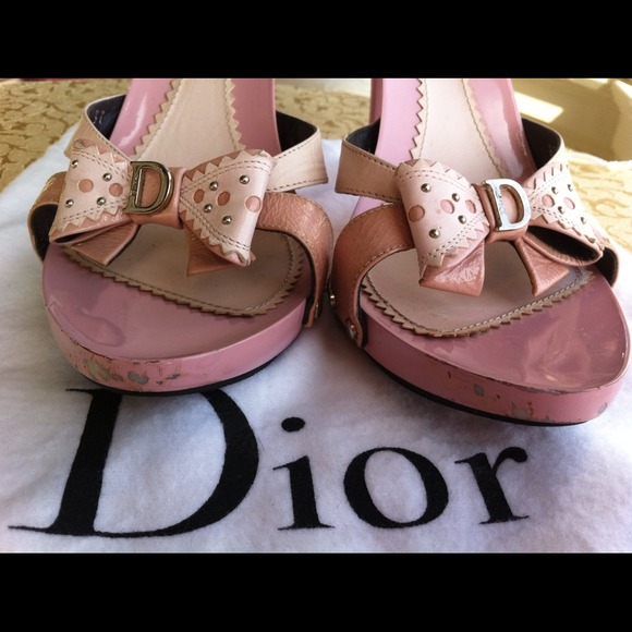 Super Cute Pink Dior Sandals - Picture 2 of 4