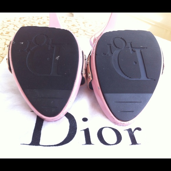 Super Cute Pink Dior Sandals - Picture 3 of 4
