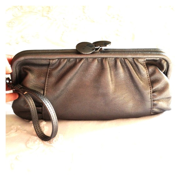 REDUCED! Pewter Aldo clutch - Picture 1 of 2