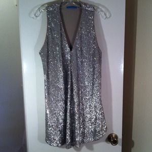 Alice + Olivia Jackets & Coats - Sparkly sequin Alice + Olivia vest only worn once! Alice + Olivia Jackets & Coats - Sparkly sequin Alice + Olivia vest only worn once!