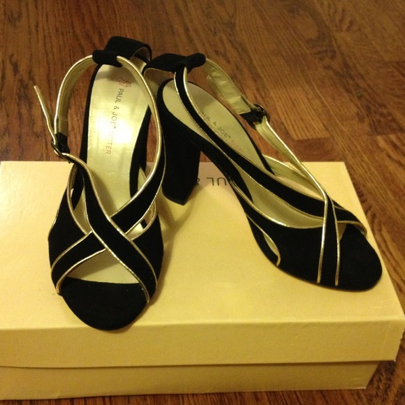 New in box Paul & Joe sister black suede heels