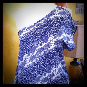 Off the shoulder cream/purple top