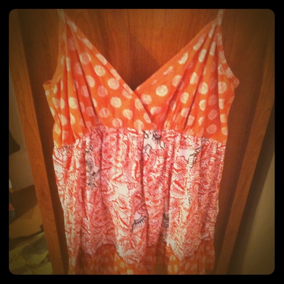 Oneill tank with back buttons - Picture 1 of 3