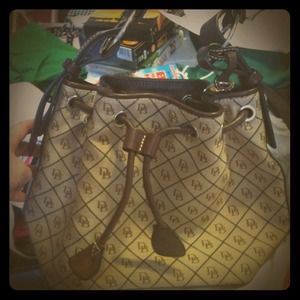 Signature dooney & Burke bucket purse- reserved!!