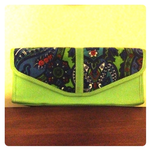 Lime Neil Decker clutch.