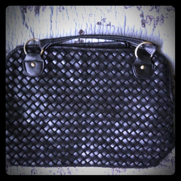 Bundle for @beanerboss Reduced! Black weave tote