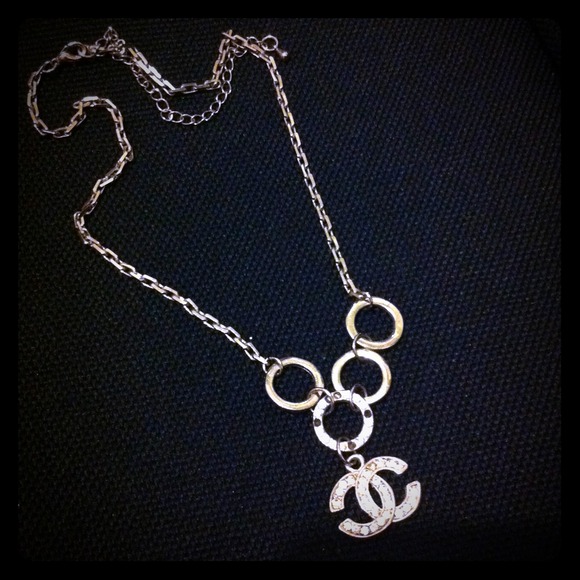 ✨Reduced✨Sterling silver Chanel pendent necklace