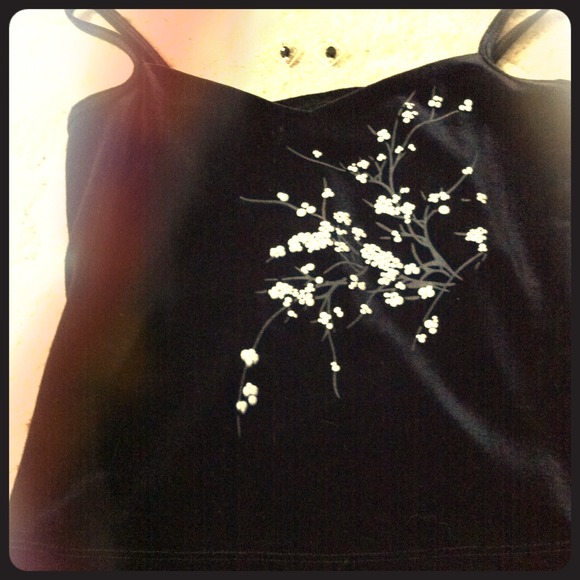 Summer top with handmade earrings.