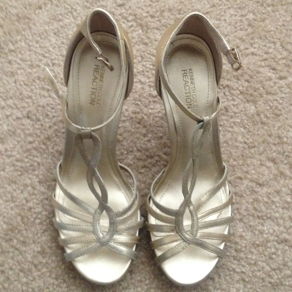 Kenneth Cole Heels!!!