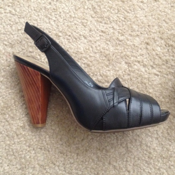 Kenneth Heels!! - Picture 2 of 2