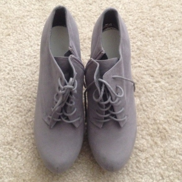 Grey Booties!