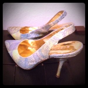 REDUCED BCBG Sling backs