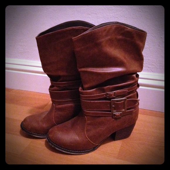 Boots - Picture 1 of 2