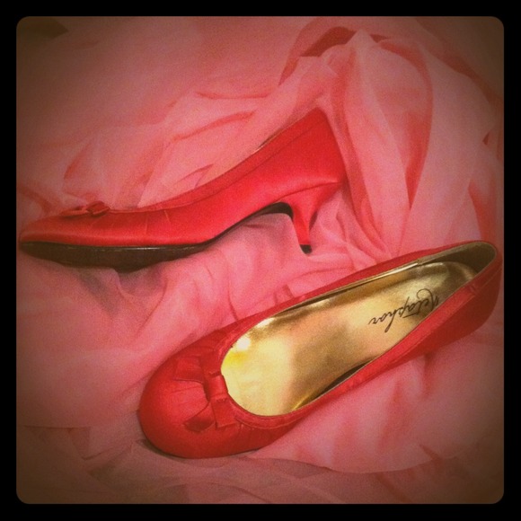 Red mini high heels!