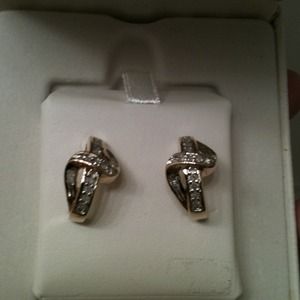 ** hold** Auth zales jewelry