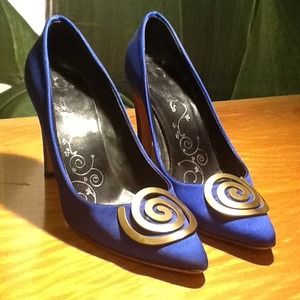Tibi royal blue satin pump, size 6