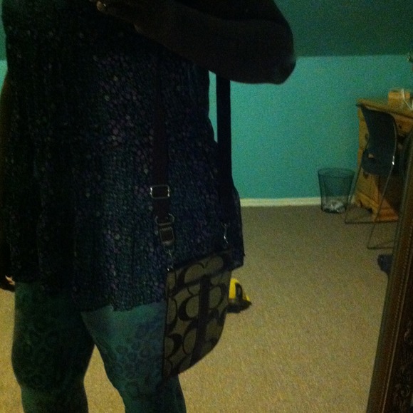 Knockoff coach cross bag