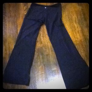 Lululemon yoga pants.
