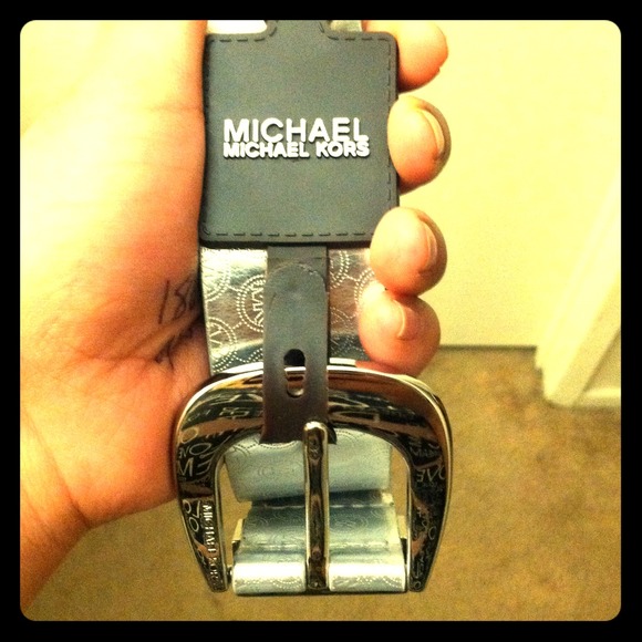 Cute mk belt😍👍