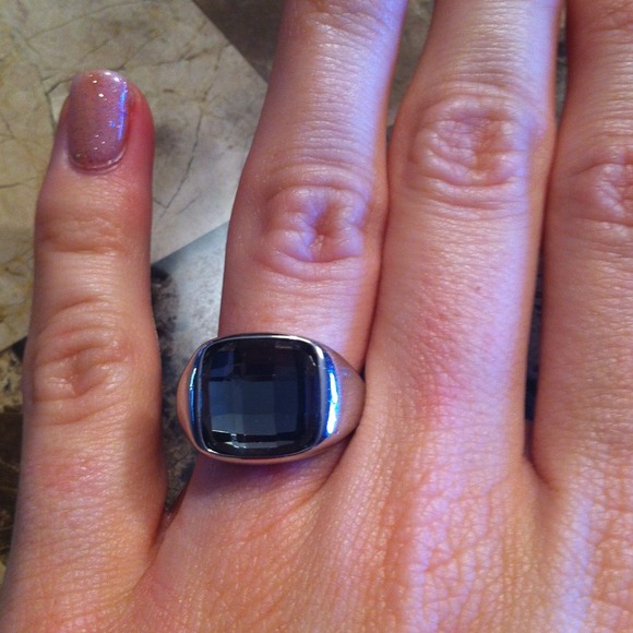 Smoky color grey stone ring