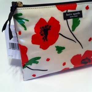 kate spade Clutches & Wallets - Brand New w/ Tag✨Clutch/WaLLet/Make-Up Bag kate spade Clutches & Wallets - Brand New w/ Tag✨Clutch/WaLLet/Make-Up Bag