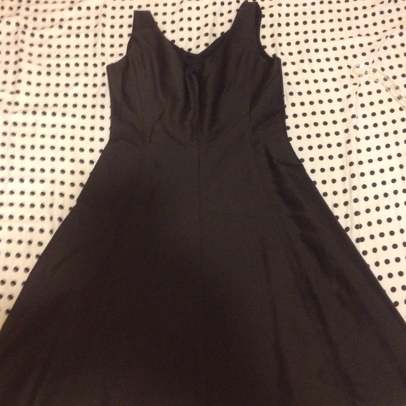Dress - Picture 2 of 4