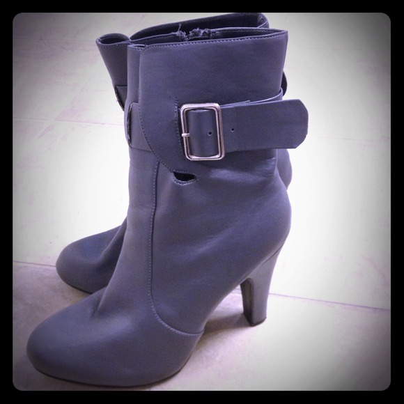 Faux leather gray boots