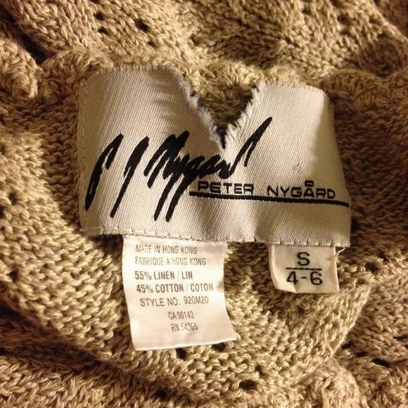 Crocheted Cable Knit Scalloped Edge Tank - Picture 2 of 5