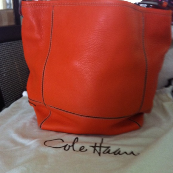 Colehaan Hobo - Picture 1 of 4