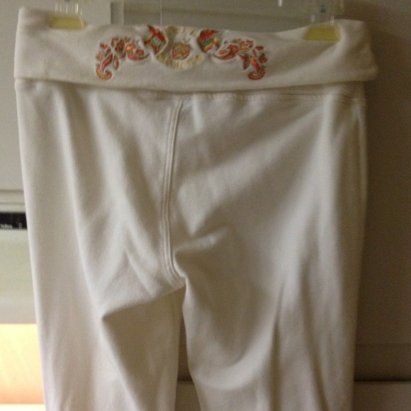 Apple bottom outfit.... - Picture 2 of 3