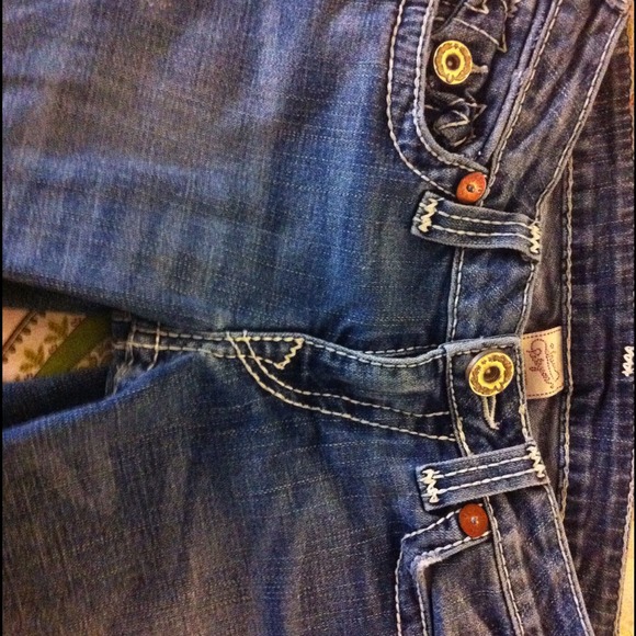 ****REDUCED**** True Religion Brand Jeans - Picture 4 of 4