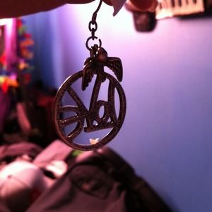 Cute love vintage earrings!