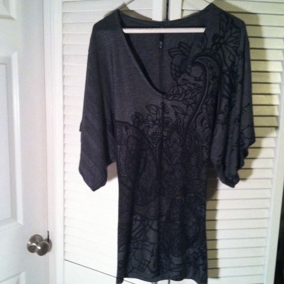Gray and black pattered tight dress/long shirt