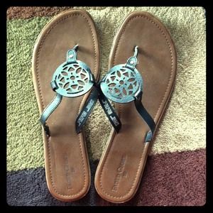 Never worn cute sandals