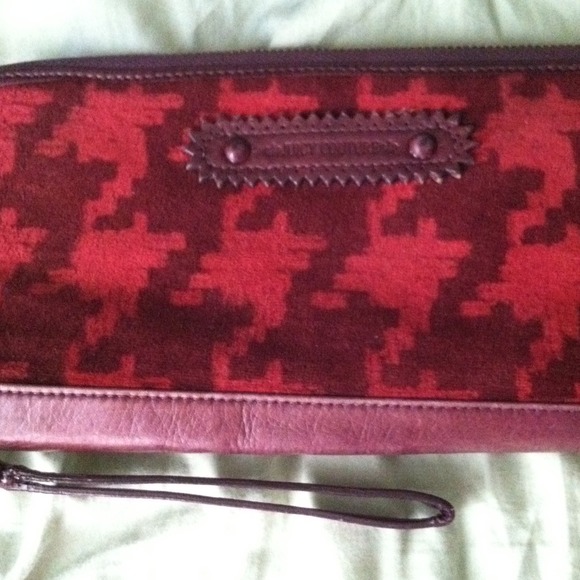 Juicy couture wallet/clutch