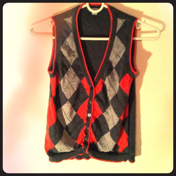 Peach and gray argyle sweater