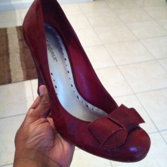 Bcbg Wedge