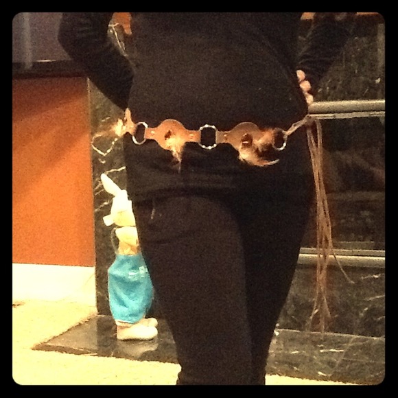 Brown faux suede feather belt - Picture 1 of 2