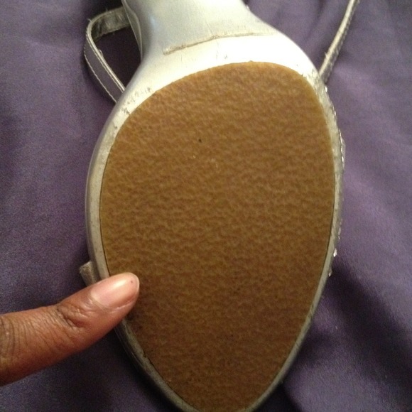 Sandals - Picture 4 of 4