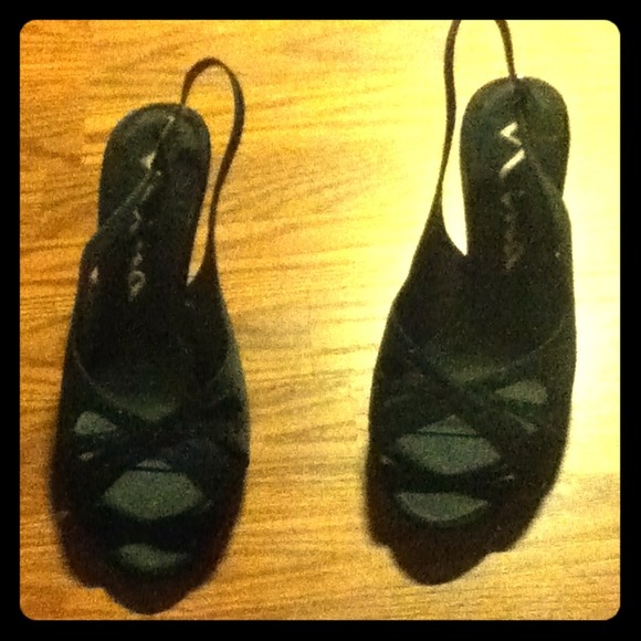 Black heels