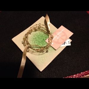 Seasonal Whispers NYC gold/clear crystal