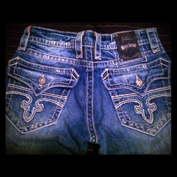 Rock Revival Jeans - Picture 1 of 3