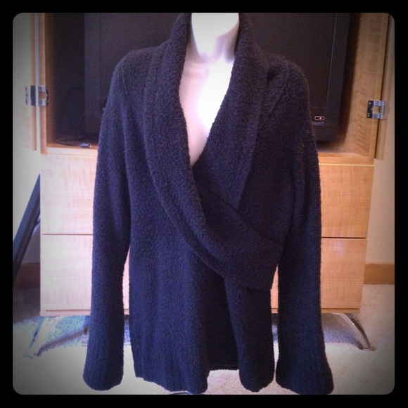 💢SOLD💢 @treasurechest VS boucle sweater