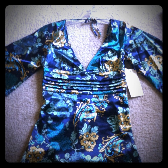Silk top by guess