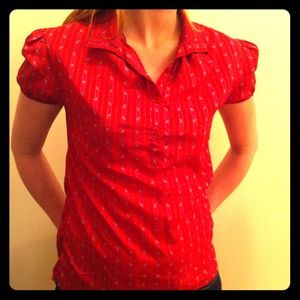 Vintage cap sleeve red shirt