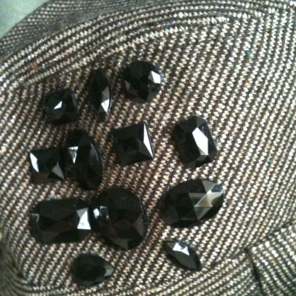 Jeweled hat - Picture 2 of 2